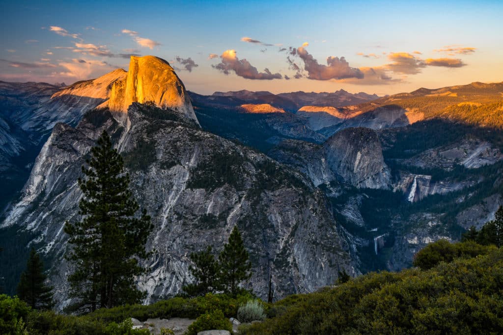 Half dome, Nevada Falls, Vernal Falls, and Yosemite Valley from Glacier Point. #Yosemite #Yosemitenational park